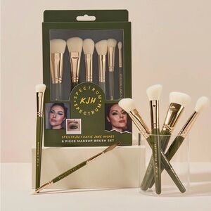 Spectrum Brushes × Katie Jane Hughes 6
Piece Essentials Make Up Brush Set new